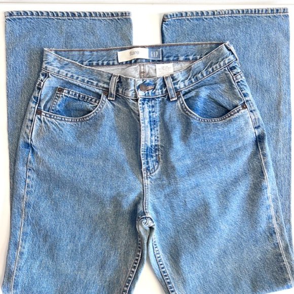 GAP Hi-Rise Flare Jeans 10 Regular Medium Wash Bootcut - Picture 2 of 9